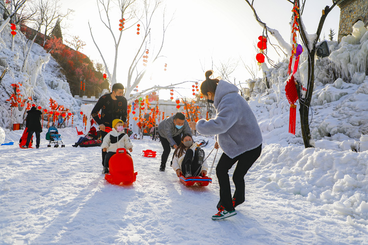 【新春走基層】慶陽(yáng)又添一處“冰雪世界”！除了“大”，還有千年古城的奇幻秘境！