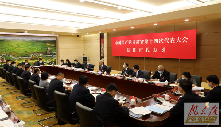 尹弘?yún)⒓討c陽(yáng)市代表團(tuán)討論時(shí)強(qiáng)調(diào)：緊盯“六新”目標(biāo)抓落實(shí)見(jiàn)行動(dòng)，有力支撐全省經(jīng)濟(jì)社會(huì)高質(zhì)量發(fā)展